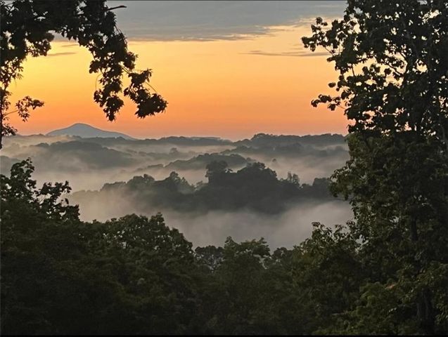 1045 Bear Paw Ridge, Dahlonega, GA 30533