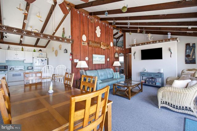 201 JEFFERIS AVE, Beach Haven, NJ 08008