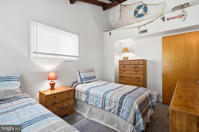 201 JEFFERIS AVE, Beach Haven, NJ 08008