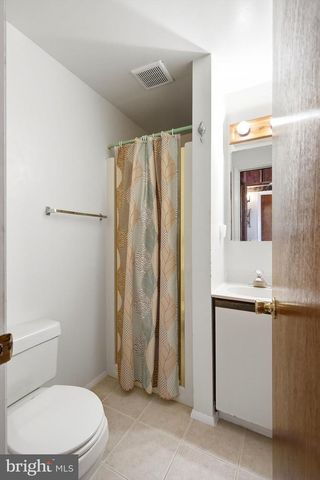 201 JEFFERIS AVE, Beach Haven, NJ 08008