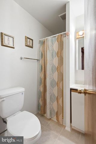 201 JEFFERIS AVE, Beach Haven, NJ 08008