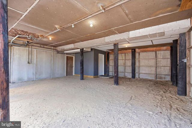 201 JEFFERIS AVE, Beach Haven, NJ 08008