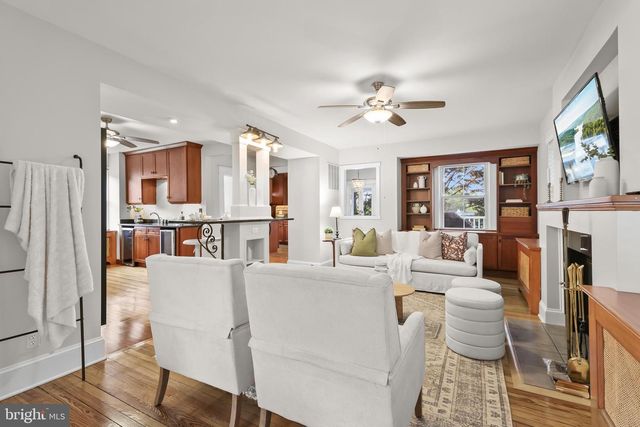 923 ARRAN RD, Baltimore, MD 21239