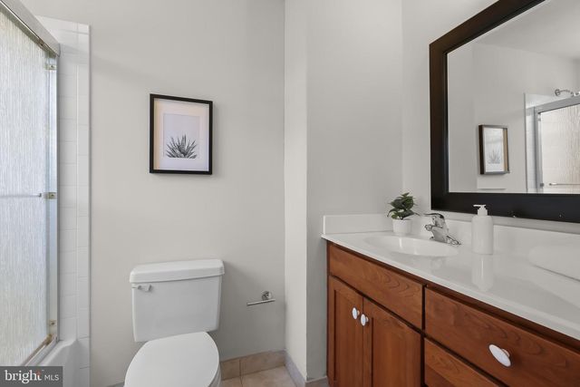 923 ARRAN RD, Baltimore, MD 21239