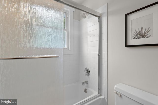 923 ARRAN RD, Baltimore, MD 21239