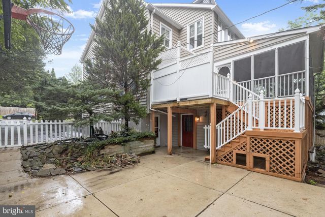 923 ARRAN RD, Baltimore, MD 21239