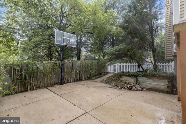 923 ARRAN RD, Baltimore, MD 21239