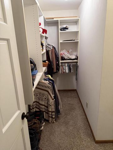 5350 W Yale DRIVE, Franklin, WI 53132