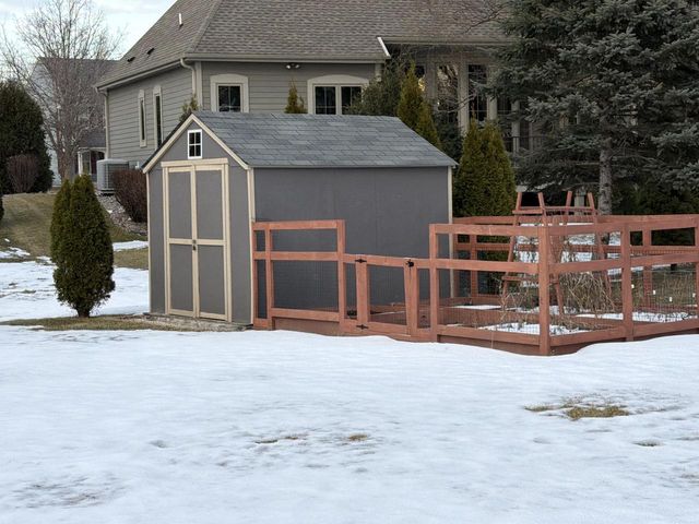 5350 W Yale DRIVE, Franklin, WI 53132