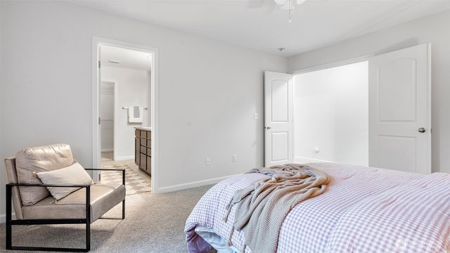 171 SW Marcia Way, Port Orchard, WA 98366