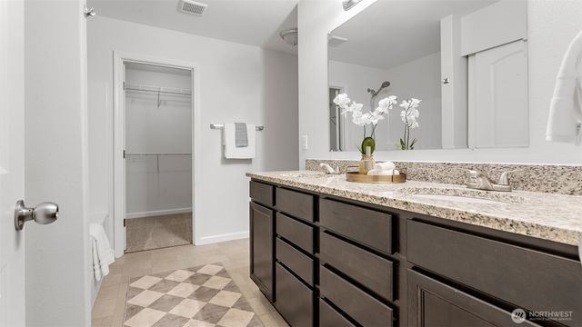 171 SW Marcia Way, Port Orchard, WA 98366