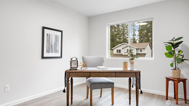 171 SW Marcia Way, Port Orchard, WA 98366