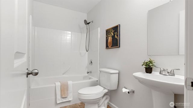 171 SW Marcia Way, Port Orchard, WA 98366