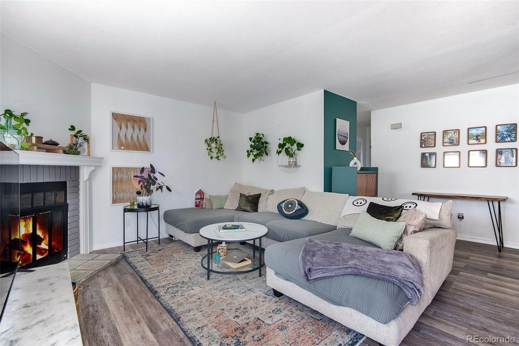 12543 E Pacific Circle D, Aurora, CO 80014