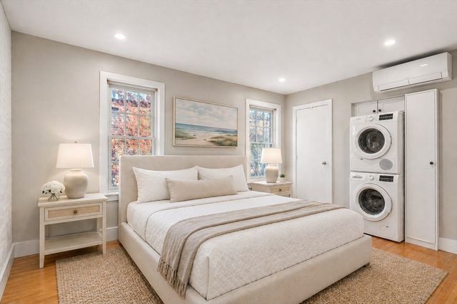 11 Dartmouth Place 3, Boston, MA 02116