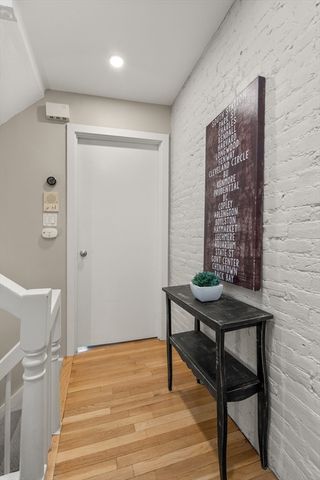 11 Dartmouth Place 3, Boston, MA 02116