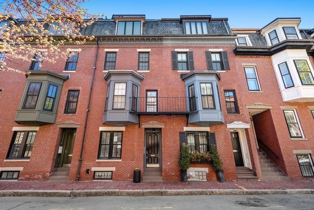 11 Dartmouth Place 3, Boston, MA 02116