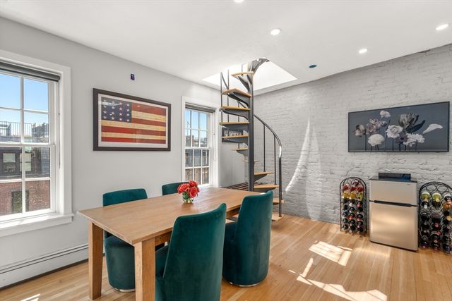 11 Dartmouth Place 3, Boston, MA 02116
