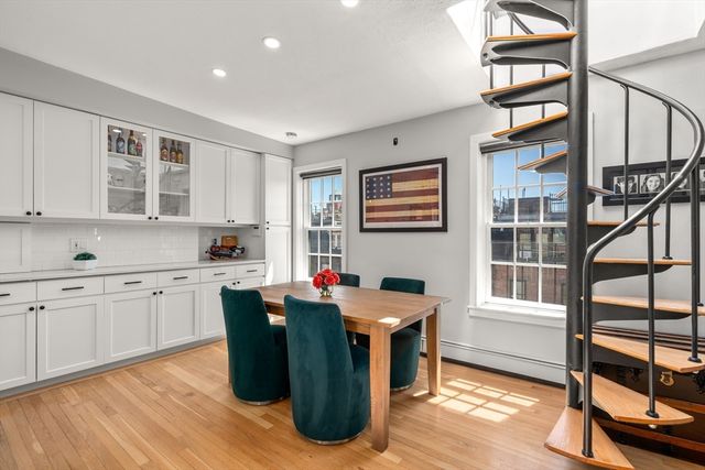 11 Dartmouth Place 3, Boston, MA 02116