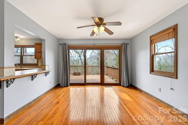 169 Hilltop Road, Black Mountain, NC 28711