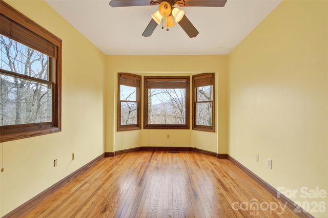 169 Hilltop Road, Black Mountain, NC 28711