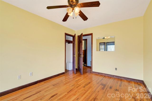 169 Hilltop Road, Black Mountain, NC 28711