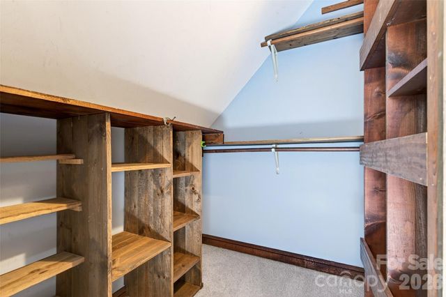 169 Hilltop Road, Black Mountain, NC 28711