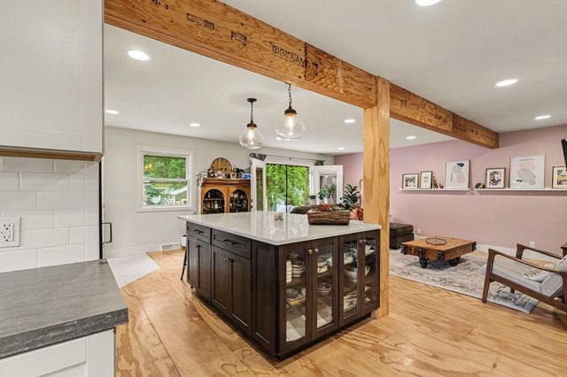 170 E 35th Street, Holland, MI 49423
