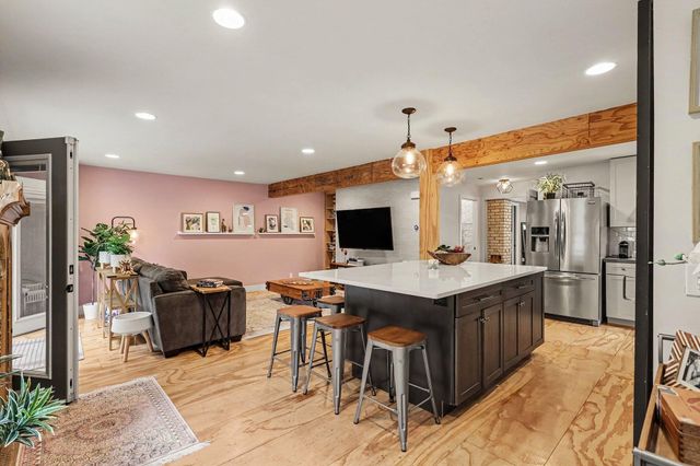 170 E 35th Street, Holland, MI 49423