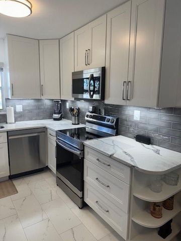 2687 Emory Drive F, West Palm Beach, FL 33415