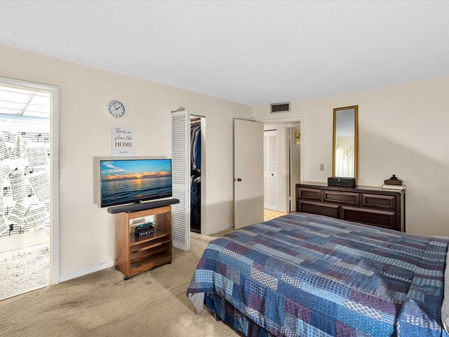 2800 NW 56th A404, Lauderhill, FL 33313