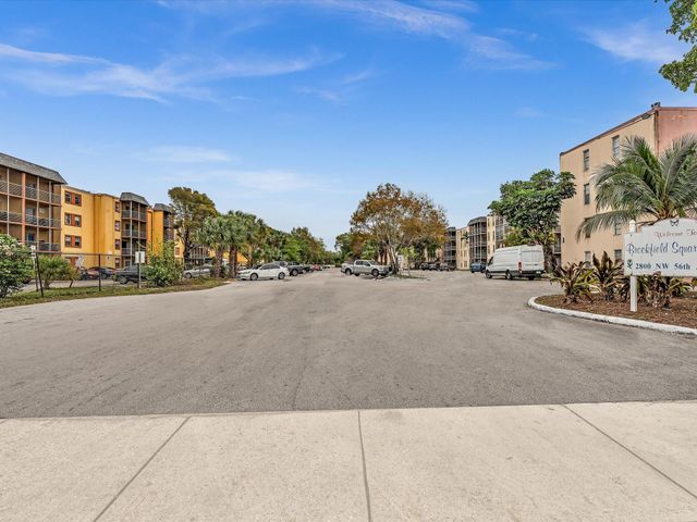 2800 NW 56th A404, Lauderhill, FL 33313