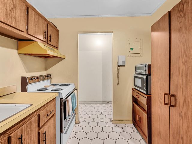 2800 NW 56th A404, Lauderhill, FL 33313