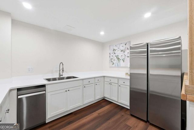 1095 Laurian Park Drive, Roswell, GA 30075