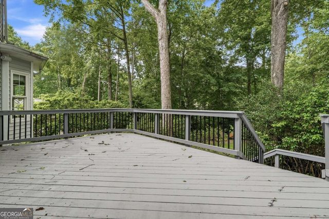 1095 Laurian Park Drive, Roswell, GA 30075