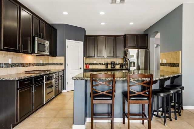 9008 Clarissa Dr, Orangevale, CA 95662