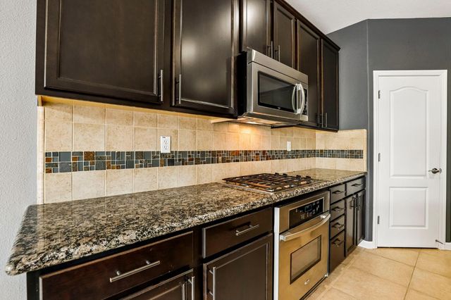 9008 Clarissa Dr, Orangevale, CA 95662