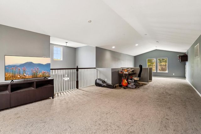 9008 Clarissa Dr, Orangevale, CA 95662