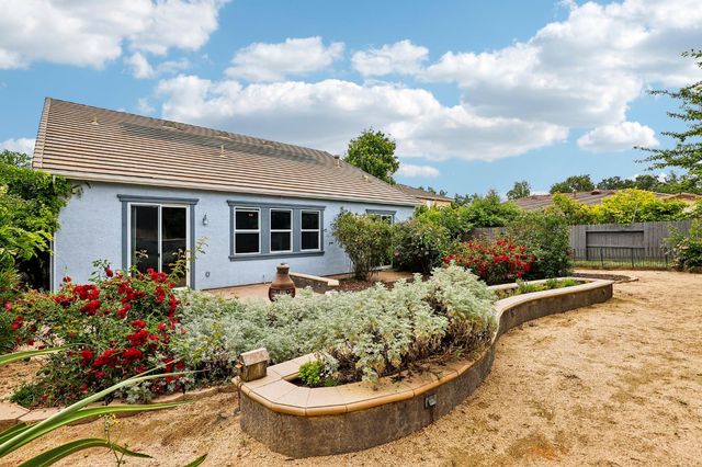 9008 Clarissa Dr, Orangevale, CA 95662