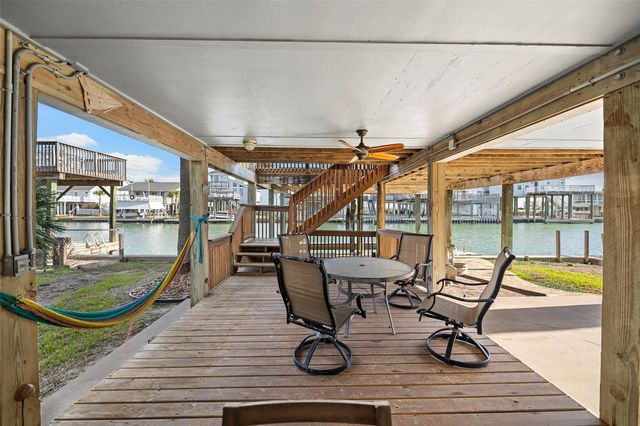 4610 Jamaica Cove Road, Jamaica Beach, TX 77554