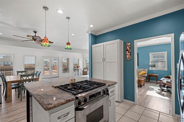 4610 Jamaica Cove Road, Jamaica Beach, TX 77554