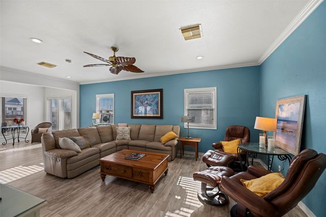 4610 Jamaica Cove Road, Jamaica Beach, TX 77554