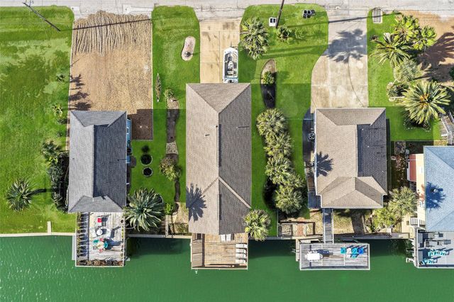 4610 Jamaica Cove Road, Jamaica Beach, TX 77554