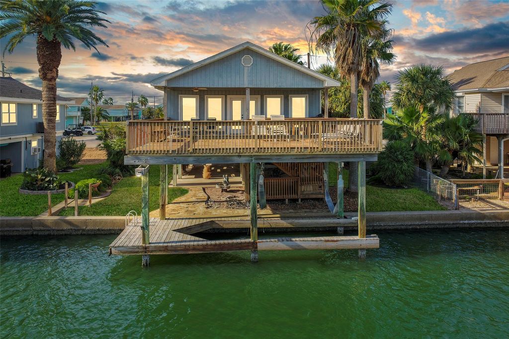 4610 Jamaica Cove Road, Jamaica Beach, TX 77554