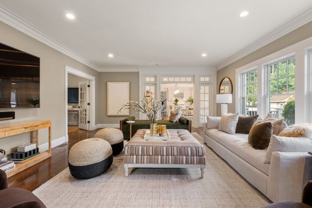 99 Country Way, Needham, MA 02492