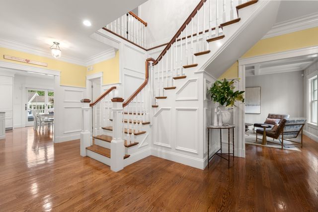 99 Country Way, Needham, MA 02492