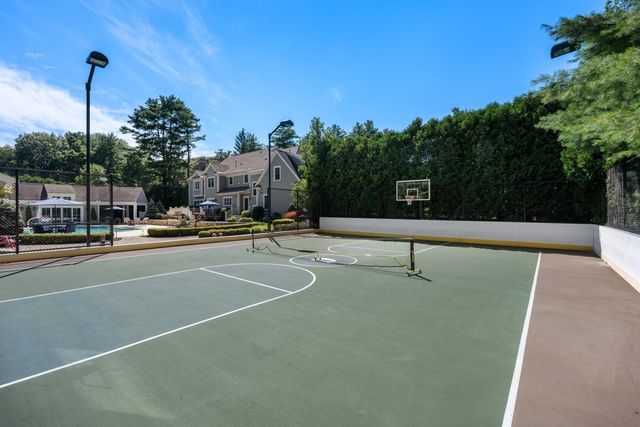99 Country Way, Needham, MA 02492