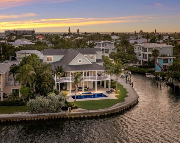 526 56TH STREET, Holmes Beach, FL 34217