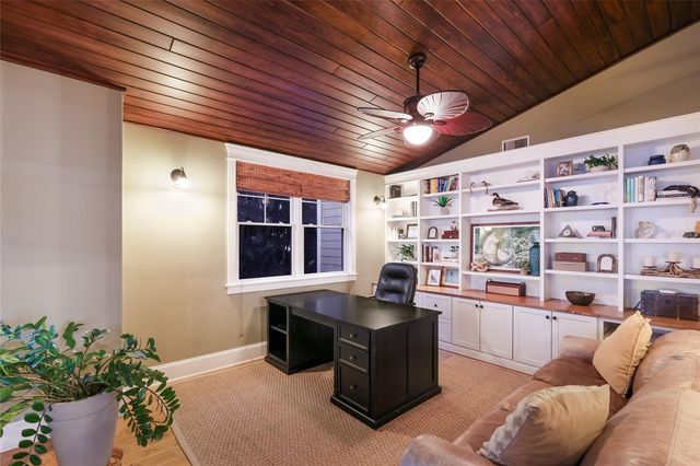 526 56TH STREET, Holmes Beach, FL 34217