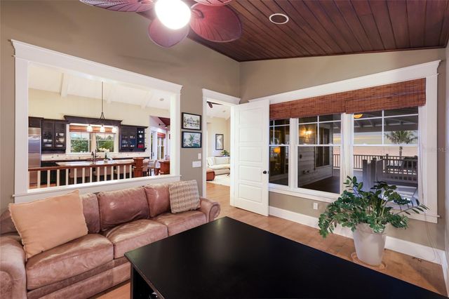 526 56TH STREET, Holmes Beach, FL 34217